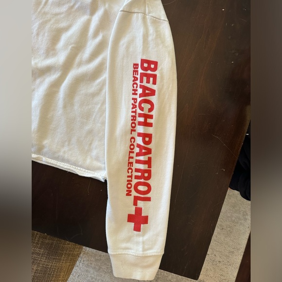 Beach Patrol lifeguard cropped hoodie - Picture 3 of 5